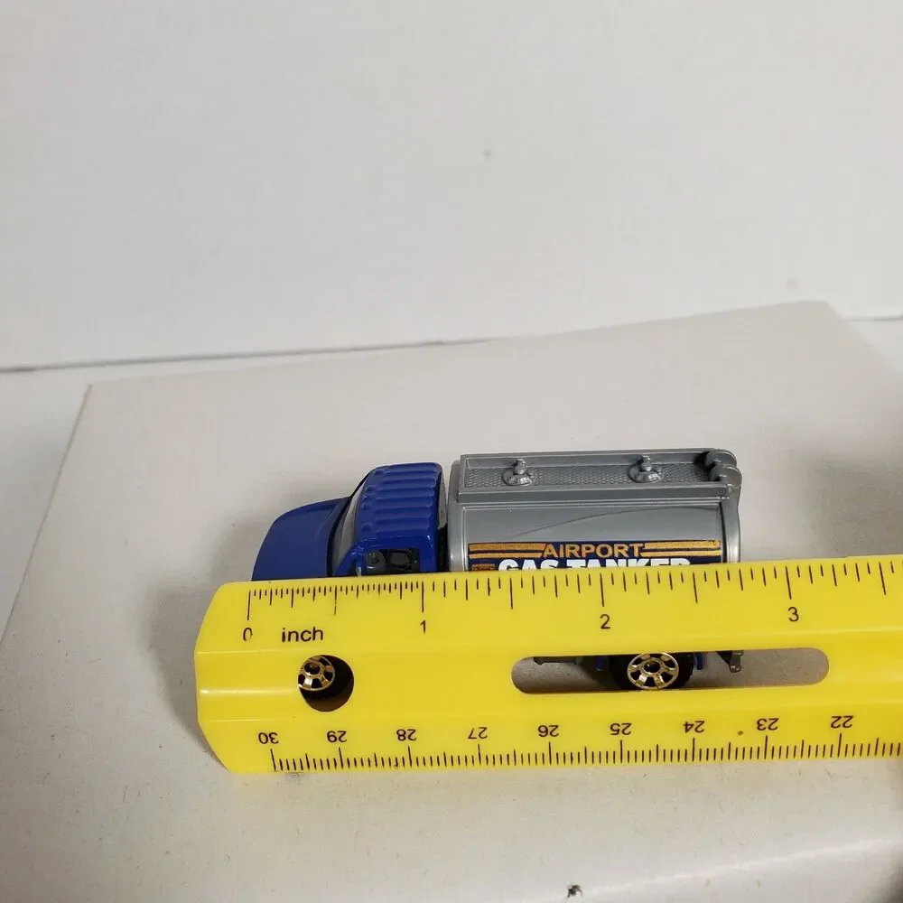 Airport Gas Tanker Diecast Toy Truck Blue Silver Fuel Tanker Miniature‎ Car